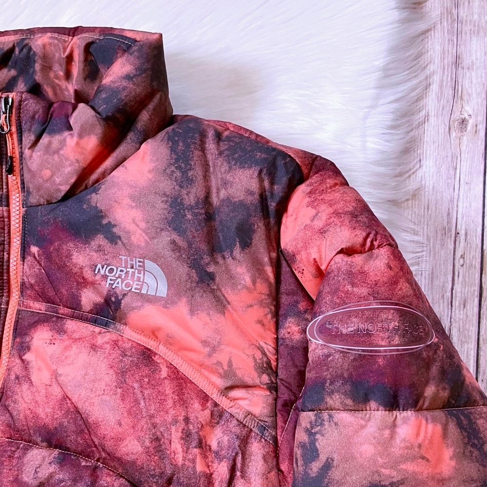 The North Face Women’s 2000 Printed Puffer Jacket - Picture 3 of 9